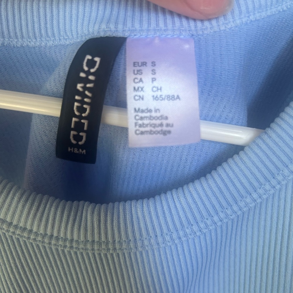 Light Blue Ribbed Tank - Picture 2 of 3